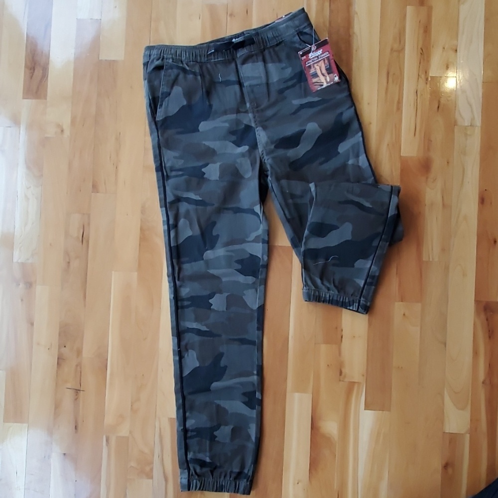 Camo Plugged stretch joggers 18-20